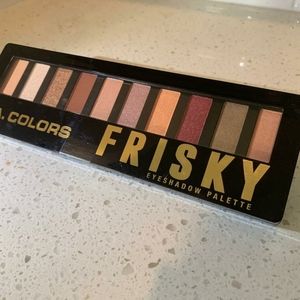 Eyeshadow palette with frisky colors